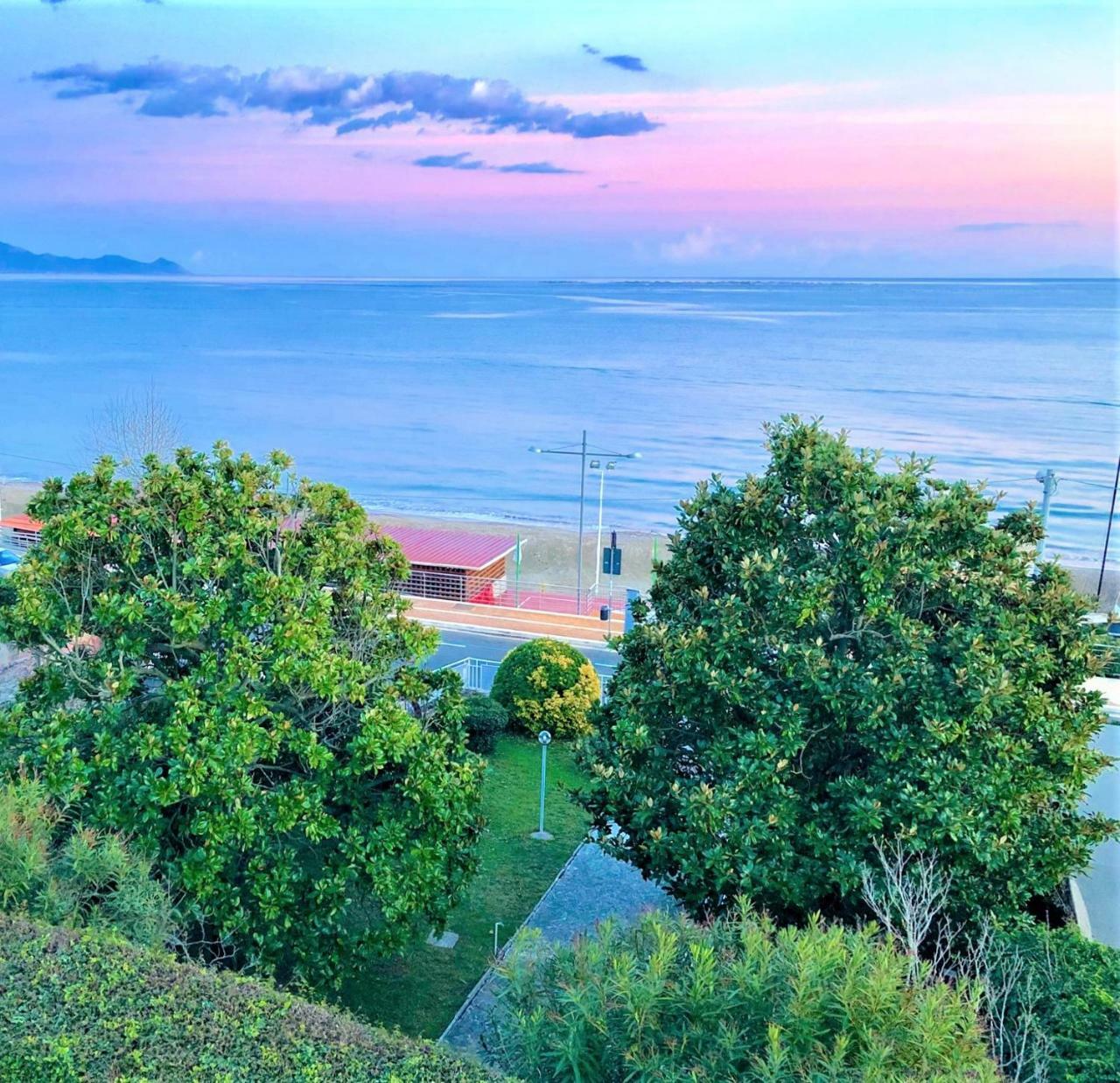 Villa Magnolia Formia Exteriér fotografie