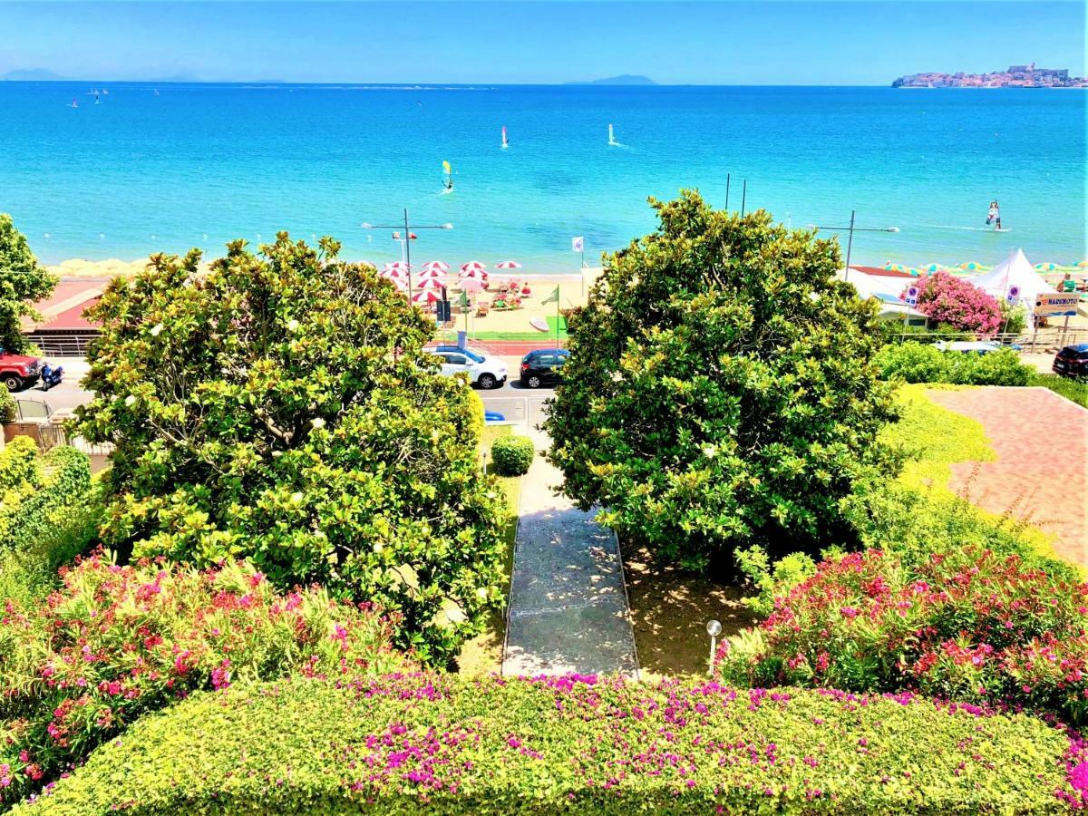 Villa Magnolia Formia Exteriér fotografie